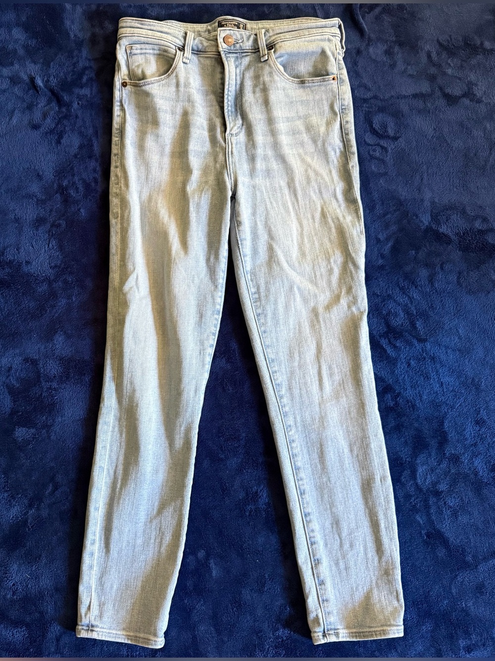 Abercrombie & Fitch Light Blue Women’s Skinny Jeans